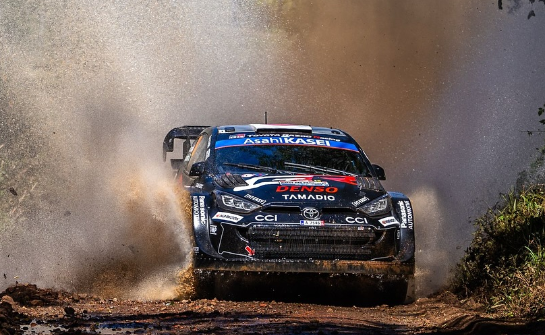 勝田貴元が激走！パラグアイの過酷ステージで魅せた“浮砂利との死闘”に海外ファンも熱狂