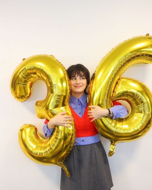 ホラン千秋「めちゃデカバルーン」抱きしめ誕生日に感謝！