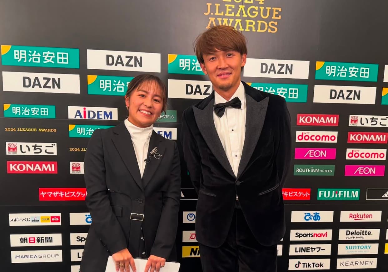 元なでしこ・岩渕真奈＆ガンバ大阪・宇佐美貴史2Sを公開「この2人最高！」と話題に