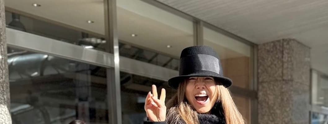 熊谷真実のお洒落コーデショットにファン称賛！「カラータイツバンザイ」