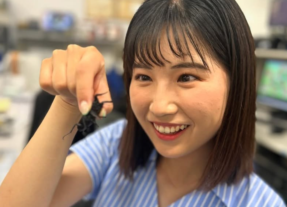 驚きと笑顔！アナウンサー中川悠が人生初のクワガタ捕り体験