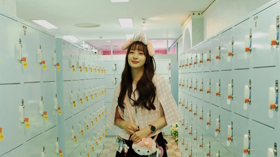 足立梨花、サンリオ愛あふれるピューロランドコーデで登場