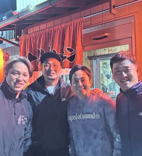 「楽しそうなメンバー！！！」巨人・湯浅大、元同僚たちのと食事を楽しんだ様子をアップ