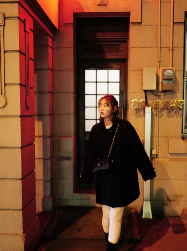 江野沢愛美が旬の苺カクテルを味わう特別な夜を報告