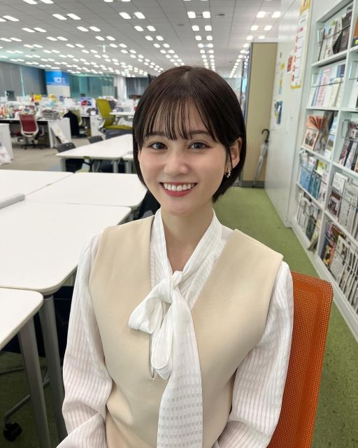 「めっちゃ似合う！」アド街アナ・中原みなみ、さっぱりショートヘアが可愛すぎると話題！