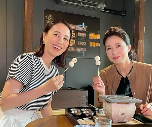 「遼河はるひ」“スイッチ！”出演報告　高橋ひとみとの団子ショットで癒しのひととき