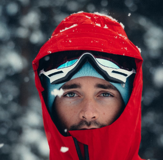 F1　シャルル・ルクレール、トレーニングキャンプ開始！雪景色での挑戦に期待高まる