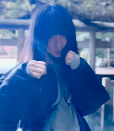 「ワンツーパンチ！！」話題の美女キックボクサー、”燃える闘魂の激打”にファンノックアウト！「可愛い声だ」