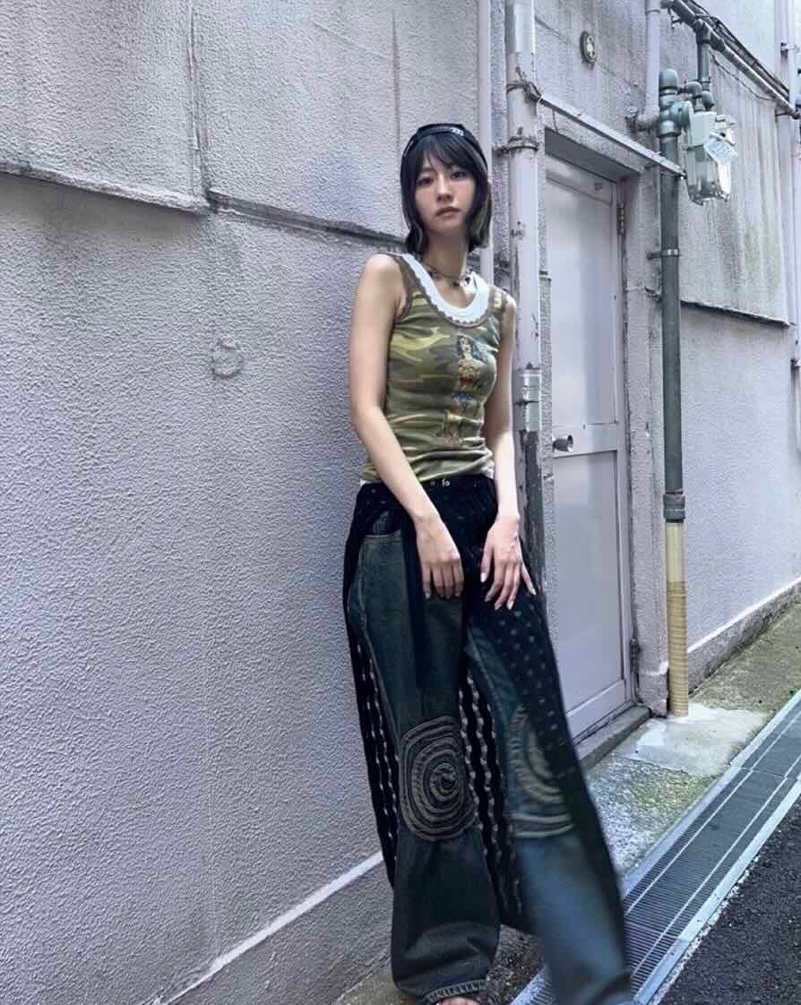 かわいいとかっこいいが渋滞中。元櫻坂メンバーが夏休みショットを公開