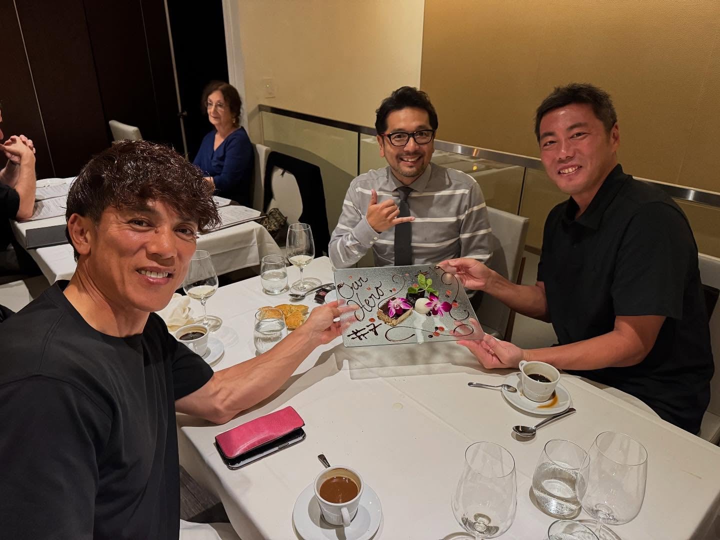 上原浩治　ハワイでサプライズ誕生日会「ハワイで〇〇と飯行ったときに…」