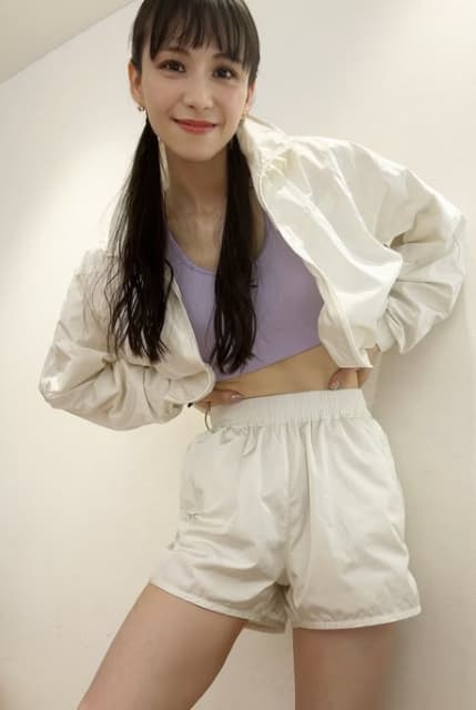 「白目むきました…」Perfumeあ〜ちゃんが鍛え上げた腹筋と美脚を披露！