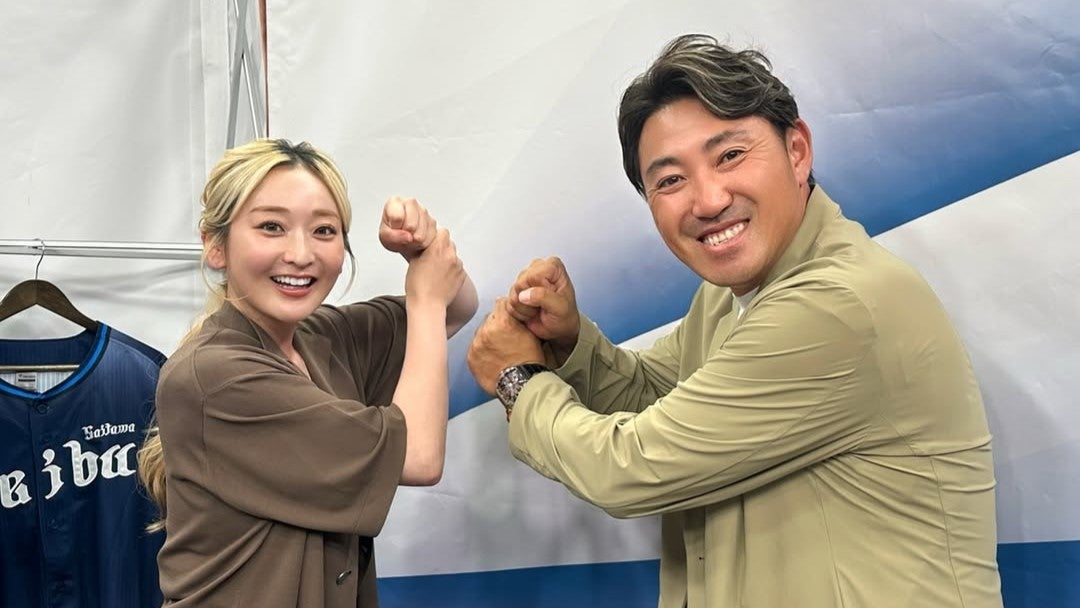 元ソフト日本代表・長﨑望未、内川聖一との中継ツーショットに笑顔「誕生日に最高の思い出」
