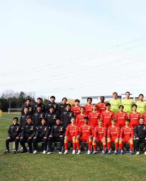 名古屋グランパス 選手・スタッフ全員の集合写真を公開「全員のチカラで輝く星を勝ち獲りましょう」