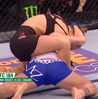 UFC 伝説再び！ロンダ・ラウジーが決めた“秒殺腕十字”に震える！歴史に残る極め技集が話題