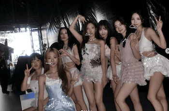 TWICEナヨン・ステージ裏をちょこっとお届け！