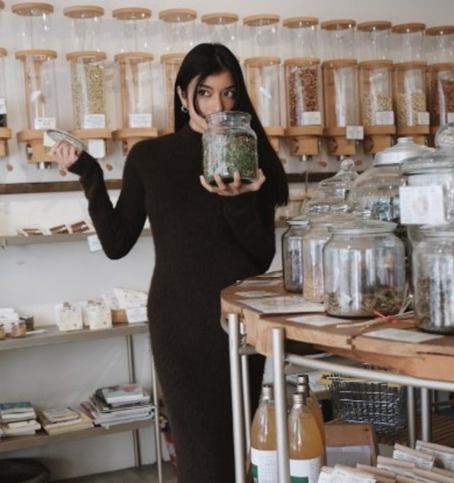 ローラが友達と一緒に地球と環境に優しいセレクトショップのゼロウェスト京都へ！