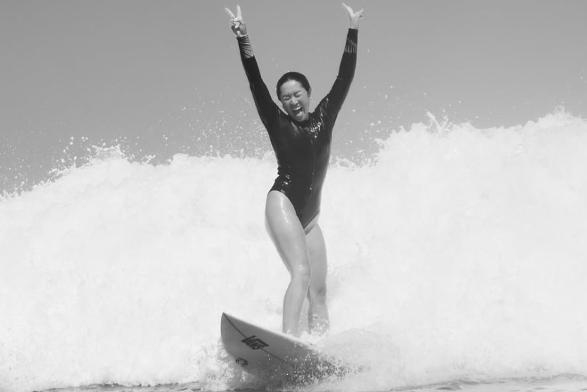 波を切り裂く躍動感！プロサーファー野呂玲花の圧巻ライディング姿が話題
