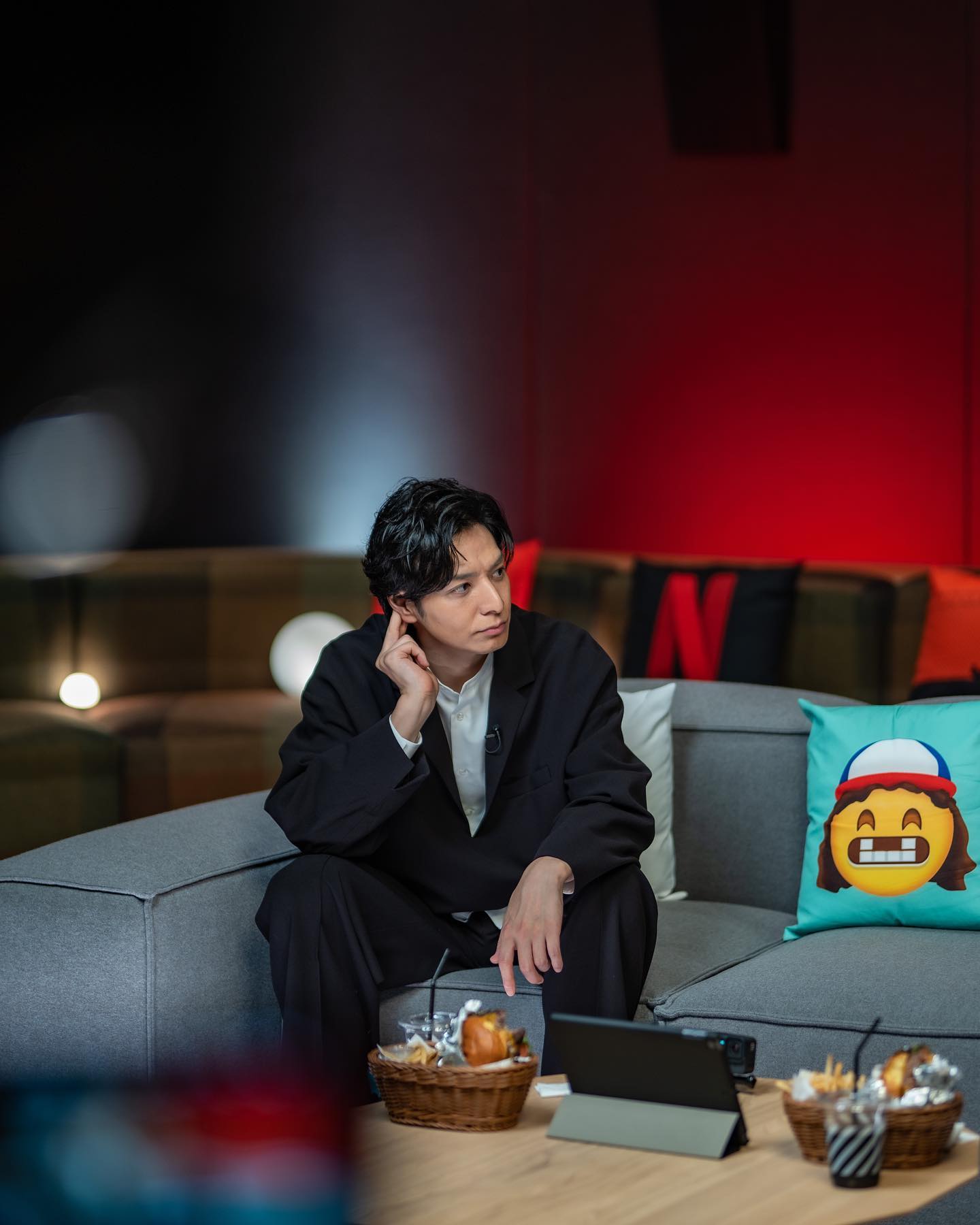 生田斗真さんのクールな対談風景が話題「まじかっこいい」