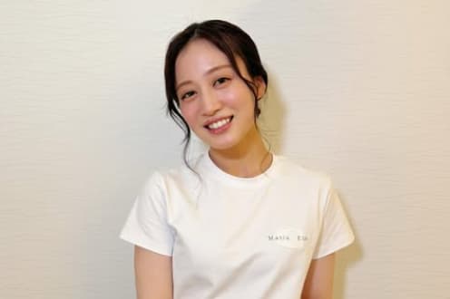 川上千尋がお気に入りの爽やか白Tシャツを披露！