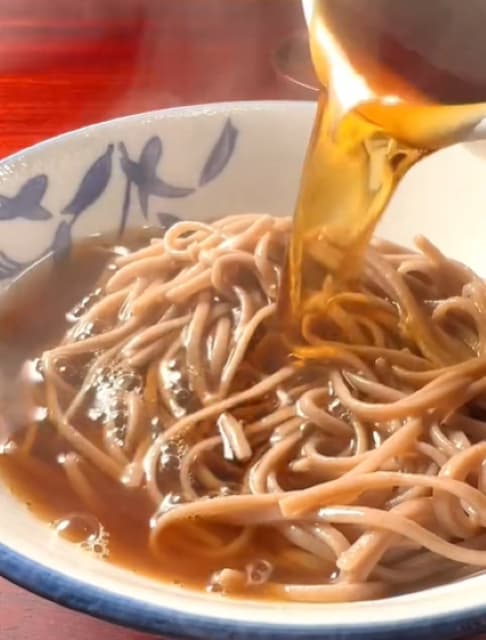 美味しそうだとの声続々！けんた食堂 自慢のそばつゆを紹介！