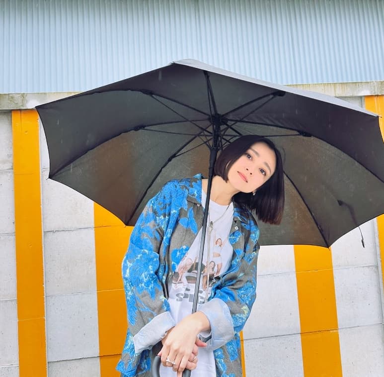 人気女優〇〇、前作キャストと新メンバーでパワーアップ！今夜9時『ザ・トラベルナース』を見逃すな