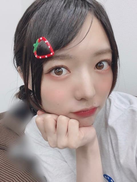 「デコ+イチゴ🍓」女性声優が可愛すぎるデコ出し写真を投稿