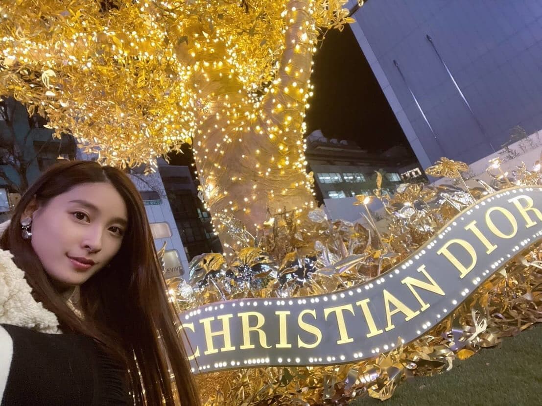 出産後も変わらぬ美貌を見せる土屋太鳳 プライベートショットを公開✨