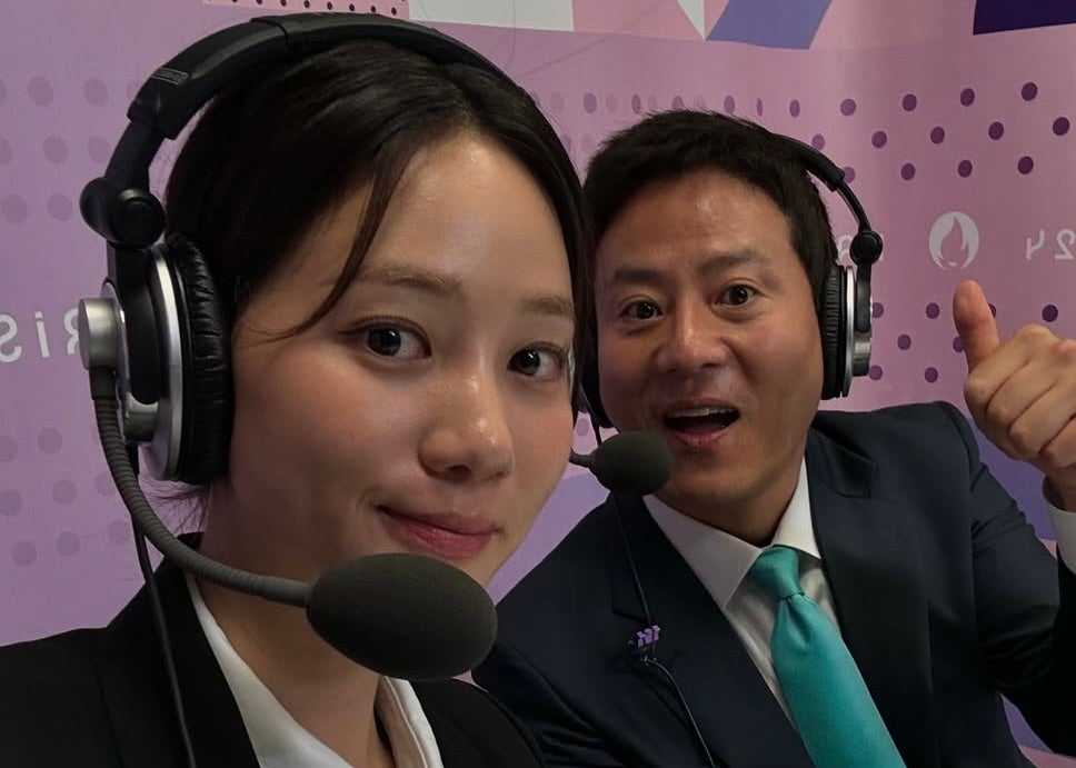 元競泳選手・韓国美女リポーターの素顔…爽快クロールと“寝そべり美ショット”に脚光