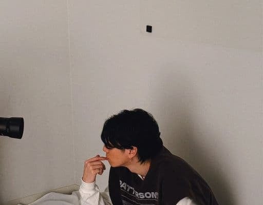 ふぉ〜ゆ〜・辰巳雄大、喉仏が見える横顔でのコーデ紹介にファンからは”正面希望”の声！