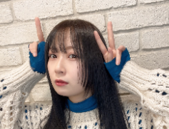 高柳明音、ブルーアッシュで大胆イメチェン！「空前の青ブーム」と報告！