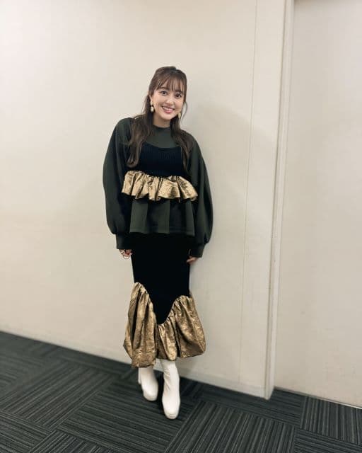 「イケメンゲーマー野郎もいる」菊地亜美、最近の衣装まとめにあの芸人も登場！