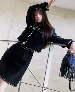 元乃木坂46センター 太もも”チラリ”の超美脚ショットにファン悶絶