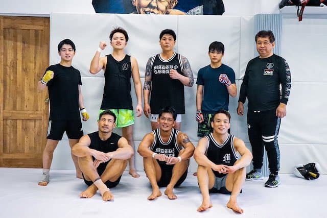 皇治が仲間との練習後の写真を公開！