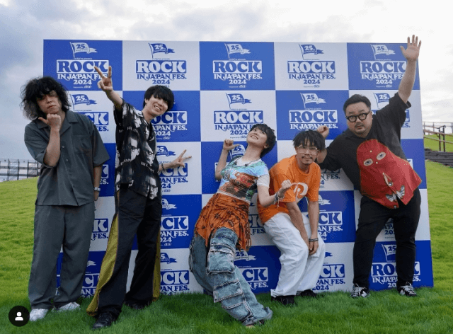 ロッキンで「ポルノグラフィティさんの真裏」を耐えたバンドとは…？