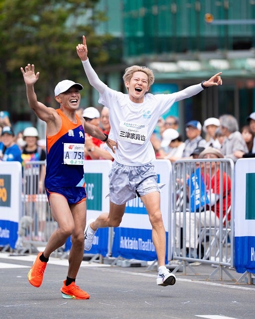 三津家貴也が『北海道マラソン』完走！前日にはトークショーにも登場