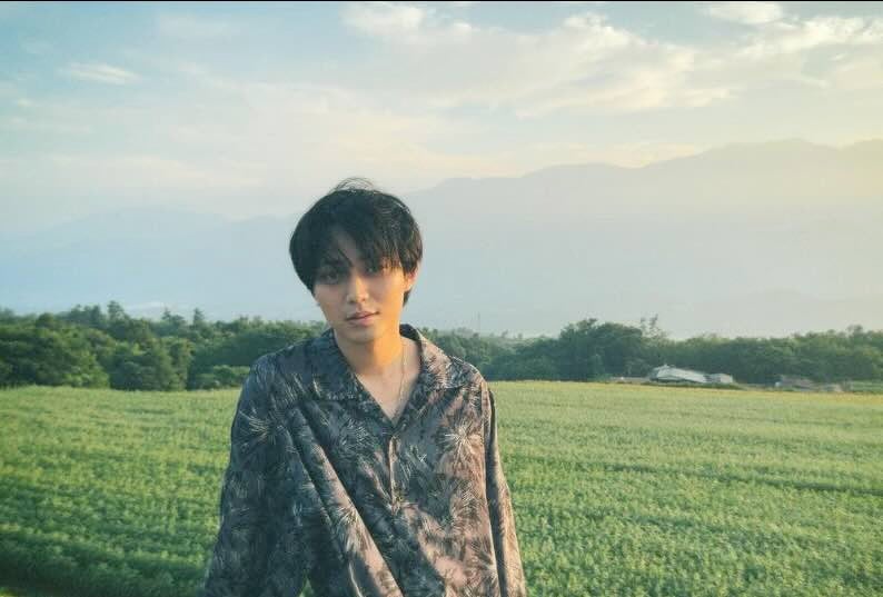 「永瀬廉という存在が圧倒的映え」最新ショットにファンからコメント殺到