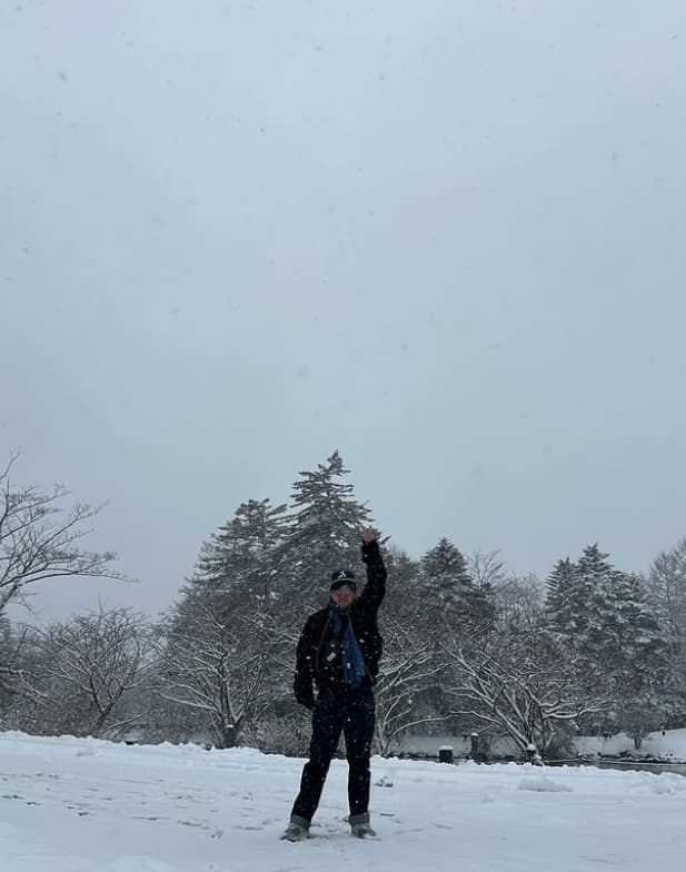 「鉄風鋭過ぎて、もはや雪？」人気アナウンサー〇〇の休暇が話題に！