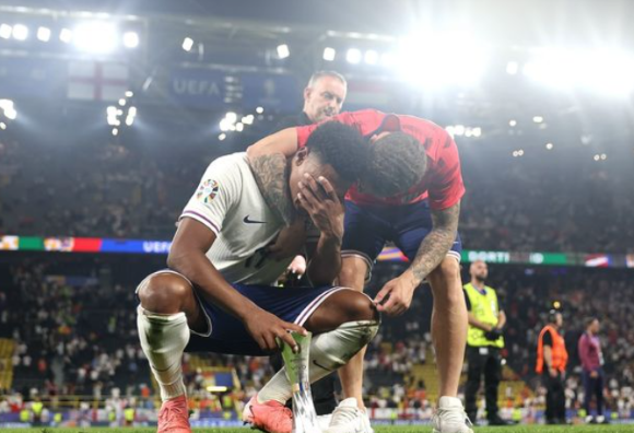 殊勲弾でチームを救ったストライカーが決勝進出の喜び語る