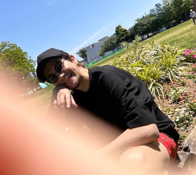 JOY、2歳半の娘が撮影した写真を公開📸💕「手の映り込みすら愛しい😭😭😭」