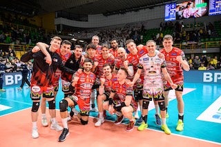 ペルージャがモデナにストレート勝利！石川祐希は途中出場