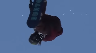 「空を飛んでるみたい！」平野歩夢、圧巻のスノーボード動画にファン興奮