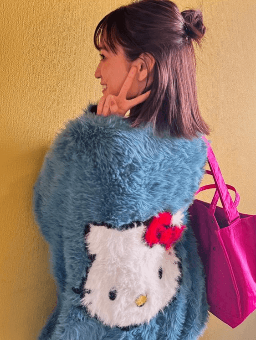 「好きと好きのコラボだわ」前田敦子、可愛さ”マシマシ”のバック・キティショットを披露！