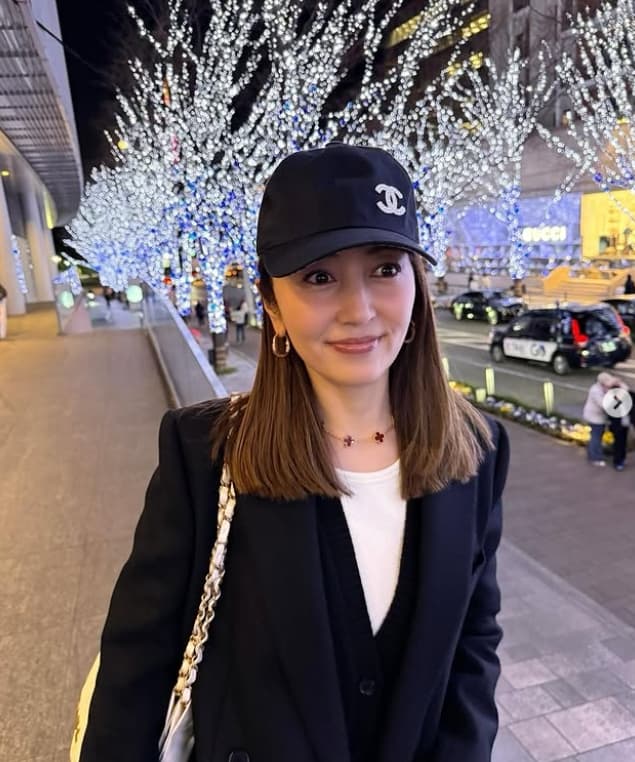 「え、普通に道歩いてるの！？」矢田亜希子の行動にファン驚愕‼