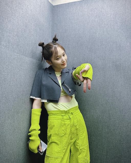 「笑顔が素敵ランキング1位💖」本田翼、新CMの撮影風景を公開✨