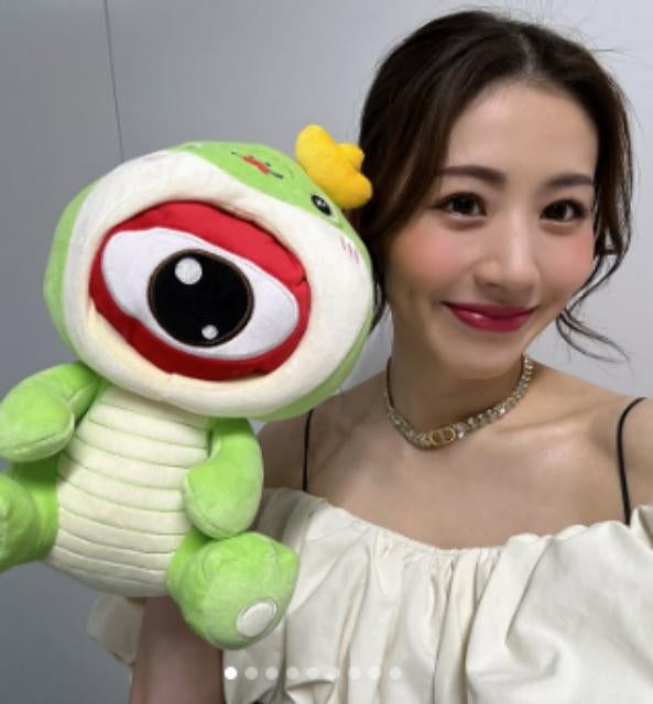 バドミントン・志田千陽、ヘアメイク＆アクセで魅力全開！オフショット公開