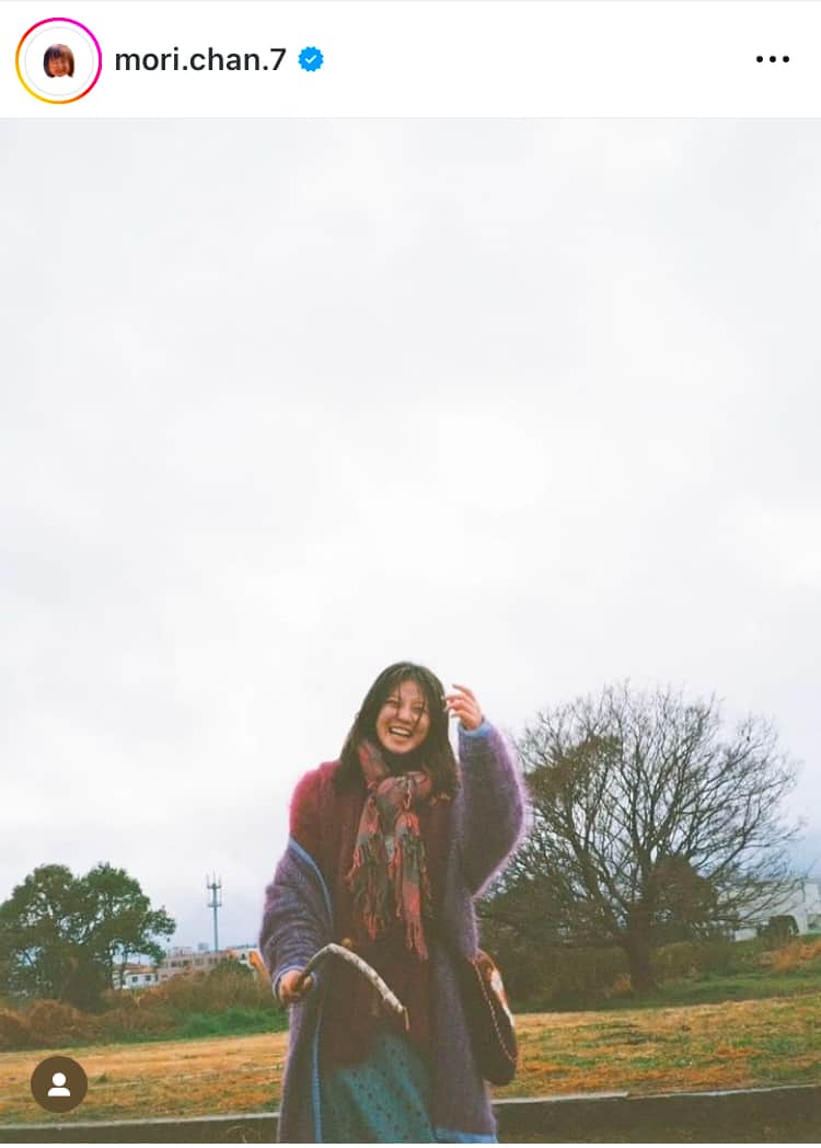 森七菜、映画『AT THE BENCH』公開を告知　今田美桜の笑顔写真に「息とまった」