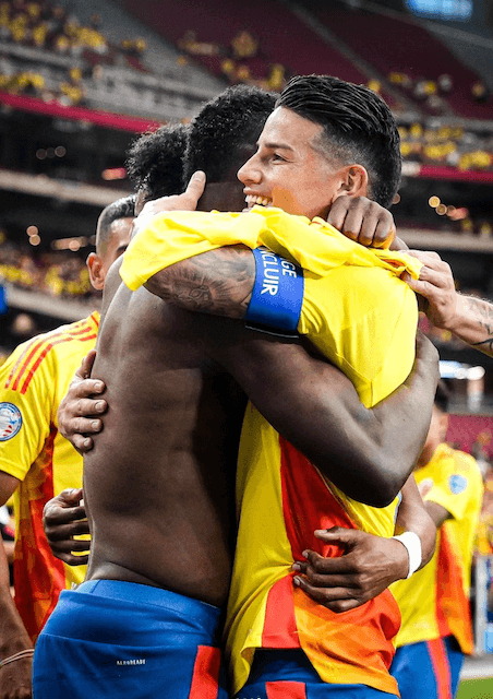 コロンビア代表 ハメス・ロドリゲスが大活躍、コスタリカ戦のオフショットを公開！