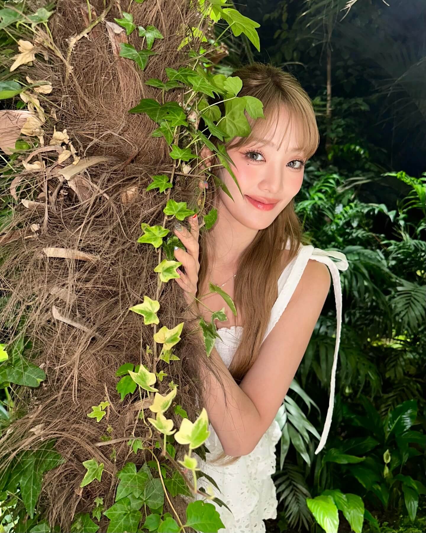 「森の妖精？」大人気韓国アイドル　可愛すぎる姿を大公開！