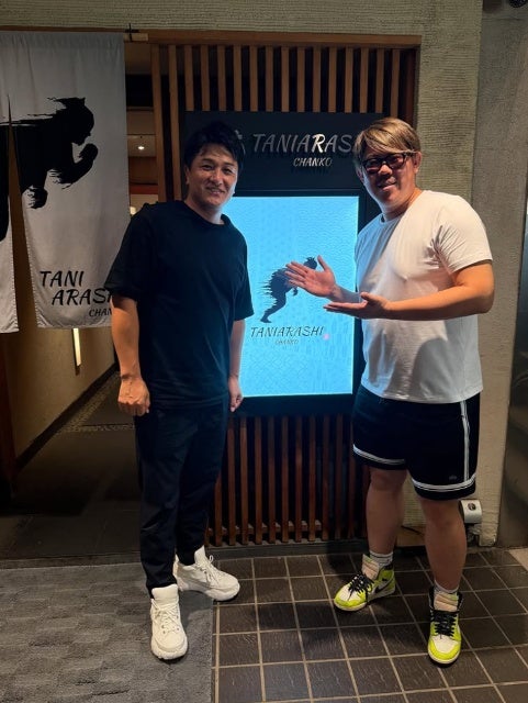 “ドリームマッチ”の舞台裏から一枚、高橋由伸が魅せた男気溢れる夏のひとコマ