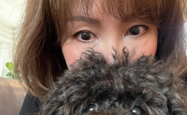 「リボちゃんがんばれ！」小川菜摘、愛犬の手術を報告　リハビリ開始にエール続々